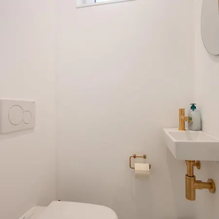 Renovated Art Deco With Vintage Elements * オステンド